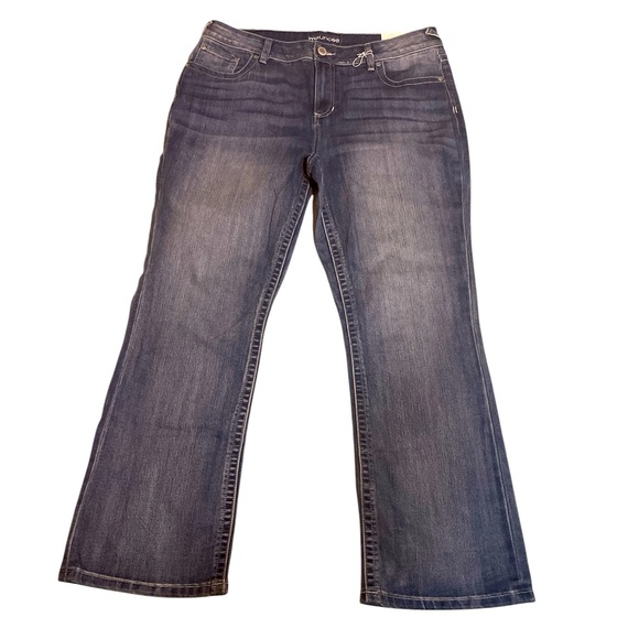 Maurices Blue Boot Cut Jeans with Contrast Stitching - Picture 1 of 4